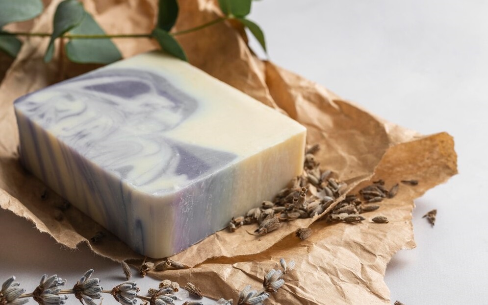 The Benefits of Natural Handcrafted Soaps: A Return to Nature for Your Skin